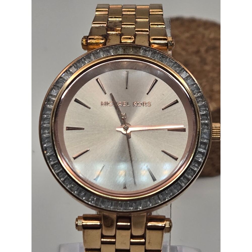 Michael Kors Mini Darci (Model MK3366)